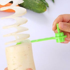 Fruit And Fruit Curling Knife Creative Curling Flower Device Spiral Slicer Pattern Carver (Color: Green)